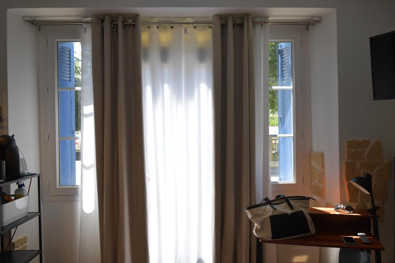 Aux 4 Logis Appart-Hotel - Studio Le City - Petit Dejeuner Inclus 1Ere Nuit Foix Luaran gambar